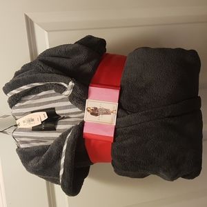 Brand New Victoria's Secret Cozy Bathrobe